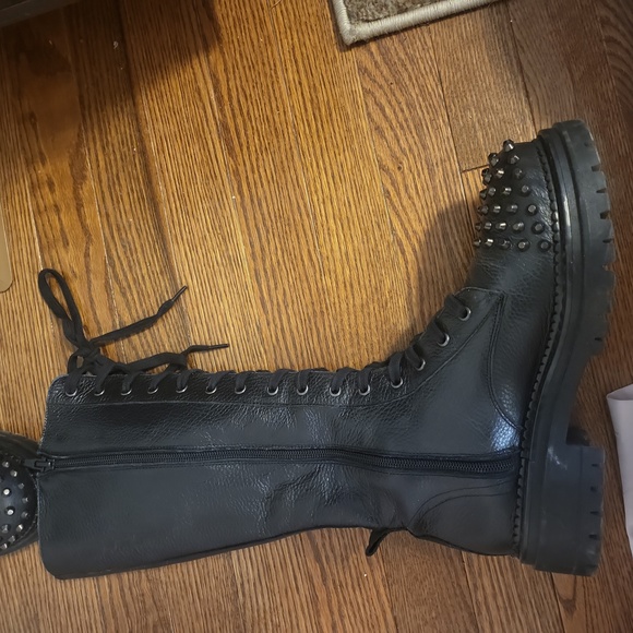 Knee high leather boots - Picture 4 of 5